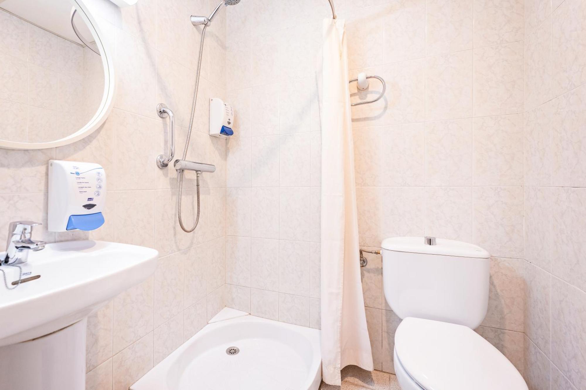Hotel La Perla Olot Dış mekan fotoğraf