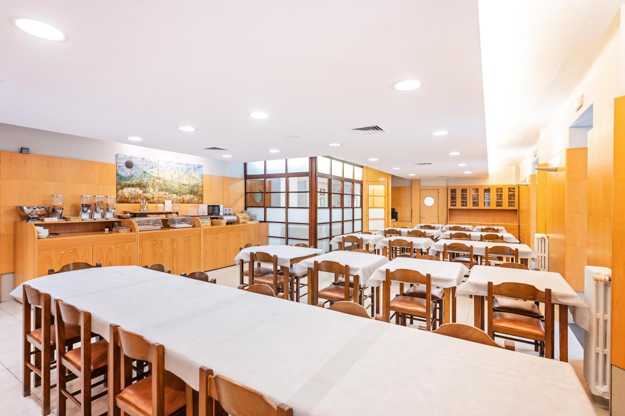 Hotel La Perla Olot Dış mekan fotoğraf