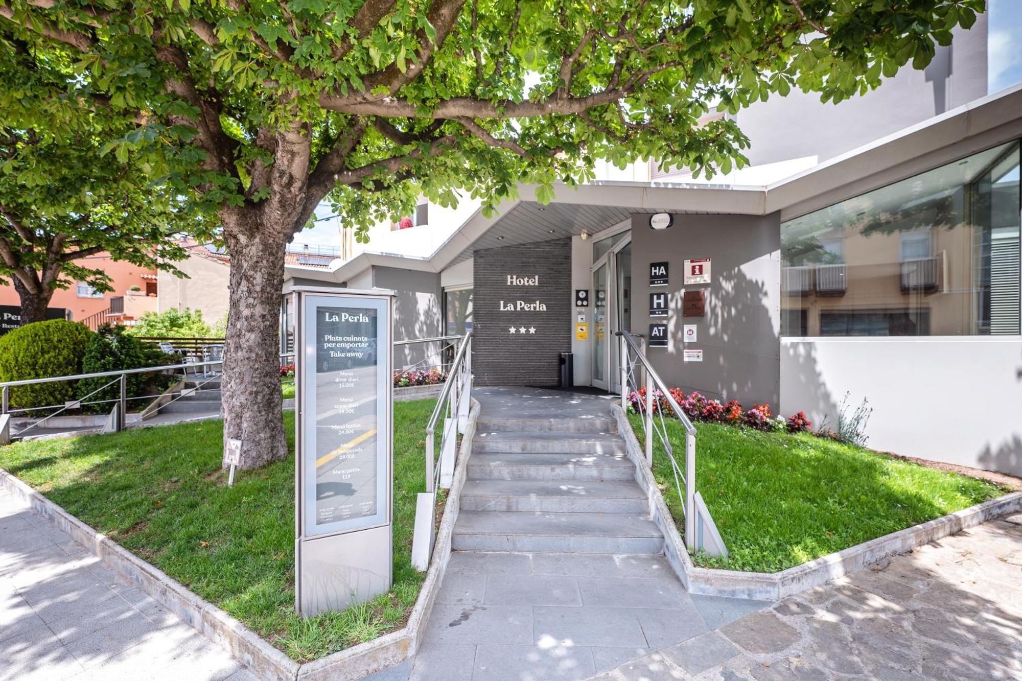 Hotel La Perla Olot Dış mekan fotoğraf